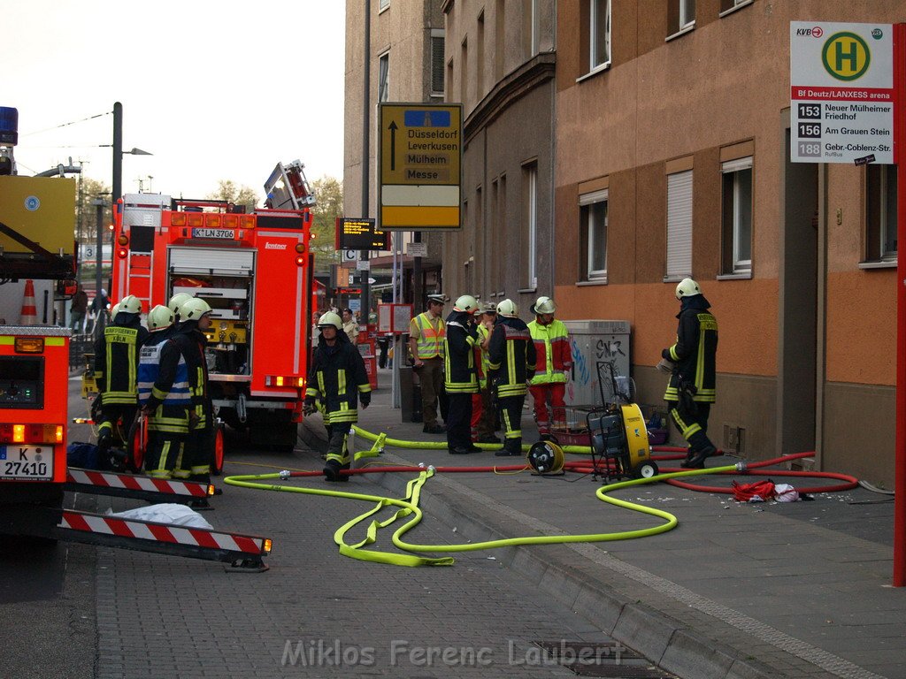 Brand Wohnung Koeln Deutz Justinianstr P32.JPG